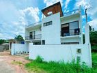 Luxury 4 Bedrooms House for Sale in Homagama