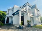 Luxury 5 Bedroom House for rent in Malabe Pittugala