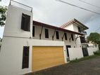 Luxury 5 Bedroom House for Rent – Thalawathugoda (EM139RK)