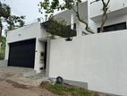 LUXURY 5 BEDROOM HOUSE FOR SALE IN THALAWATHUGODA