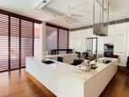 Luxury 5 Bedrooms House for Rent in Colombo 03 - PDH80
