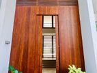 Luxury 5 Bedrooms House for Rent in Colombo 03 - PDH80