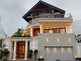 Luxury Architect Designed House for Sale in Battaramulla
