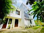 Luxury Artistic House For Sale in Mahabage, Welisara