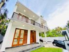 Luxury Box-Type Modern House for Sale – Talawathugoda / Hokandara Border