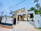 Luxury Box-Type Modern House for Sale – Talawathugoda / Hokandara Border