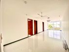 Luxury Brand New 1850 Sqft Three Bedroom Apartment - Rent Colombo 7