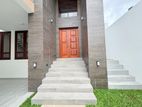 Luxury Brand New House For Sale in Battaramulla