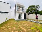 Luxury Brand New House Sale Malabe