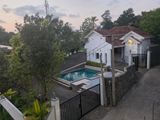 Luxury Bunglow for Sale in Waragoda Road Kelaniya