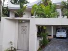 Luxury Family Home for Rent in Battaramulla (HR113)