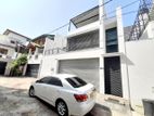 Luxury Fully Furnished Solar Electricity House Rent Nugegoda Kohuwala