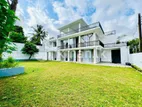 Luxury Furnished House For Rent in Pelawatta Battaramulla - 2042C