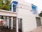 Luxury Furnished House for Sale in Akuregoda, Battaramulla (C7-5358)