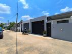 Luxury House facing paddy field, Athurugiriya road. (ID: ATHU035)