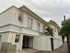 Luxury House Facing paddy field For Rent In Kotte - 3812U