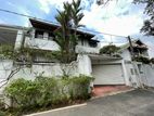 Luxury House For Rent In Bird Park, Kotte - 3256U