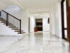 Luxury House For Rent In Nugegoda - 4083U