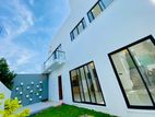 Luxury House for Sale – Athurugiriya