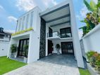 Luxury House for Sale Athurugiriya