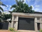 Luxury House For Sale in Athurugiriya