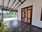 Luxury House for Sale in Athurugiriya