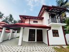 Luxury House for Sale in Athurugiriya