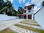 Luxury House for Sale in Athurugiriya