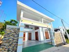 Luxury House For Sale in Boralasgamuwa