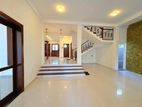 Luxury House For Sale in Boralasgamuwa