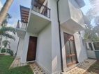 Luxury House for Sale in Hokandara Road