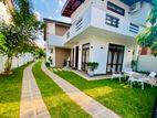 Luxury House for sale in Ja ela - EH111