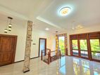 Luxury House For Sale in Kahatuduwa