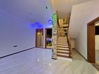 Luxury House For Sale in Kahatuduwa