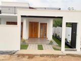 Luxury House for Sale in Kidelpitiya
