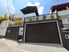Luxury House for Sale in මාලඹෙ