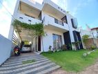 Luxury House for SALE in Moratuwa (Rawathawatta) - Code HJ 50