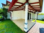 Luxury House For Sale in Piliyandala