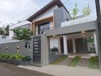 Luxury House for Sale in Piliyandala