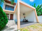 Luxury House for Sale in Pitakotte Talawatugoda