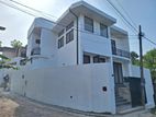 Luxury House for Sale in Thalawathugoda