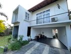 Luxury House For Sale In Thalawathugoda