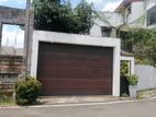 Luxury House For Sale in Thalawathugoda