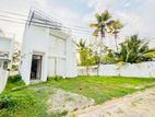 Luxury House for Sale in Thalawathugoda Hokandara with Furniture