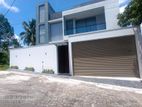 Luxury House for Sale in Thalawathugoda Vidyala Junction