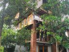 Luxury House in Kotte with Swimming Pool for Sale