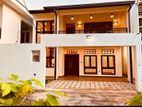 Luxury House Rent in Ekala