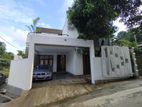 Luxury House Sale in Thalawathugoda