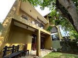 Luxury House With 3 Bedrooms Bathrooms - Baddagana Kotte