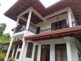 Luxury House with A View in Peradeniya